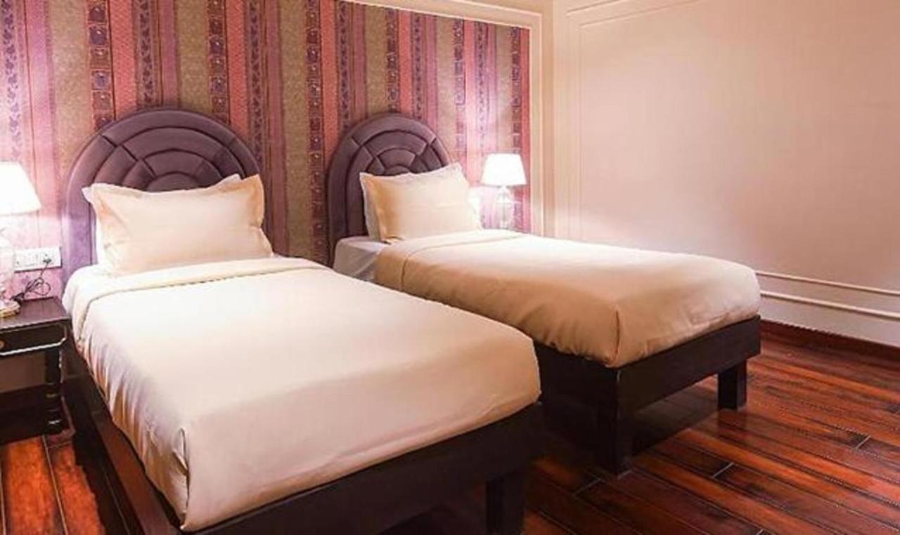 Fabhotel Prime The Seven Seeds Ню Делхи Екстериор снимка
