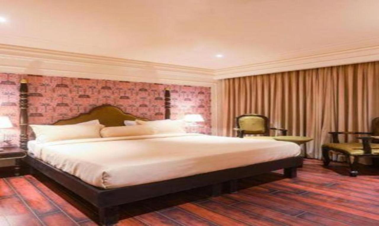 Fabhotel Prime The Seven Seeds Ню Делхи Екстериор снимка